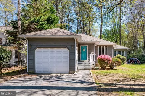14 Juneway Ln, Ocean Pines, MD 21811