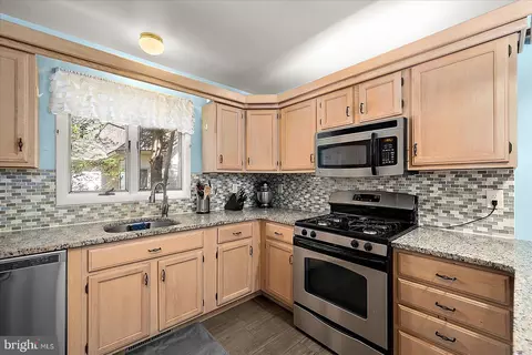 Kitchen - 14 Juneway Ln, Ocean Pines, MD 21811 photo 5 of 6