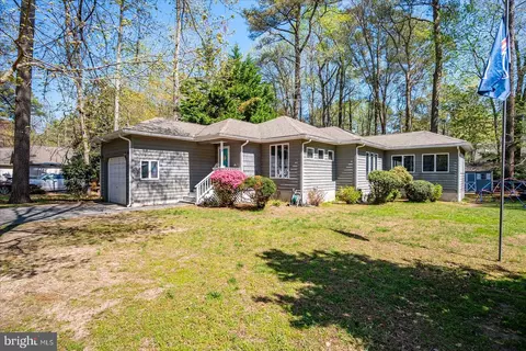 Exterior - 14 Juneway Ln, Ocean Pines, MD 21811 photo 3 of 12
