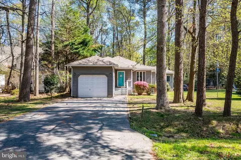 Exterior - 14 Juneway Ln, Ocean Pines, MD 21811 photo 2 of 12