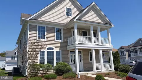 12151 Landings Blvd, Berlin, MD 21811