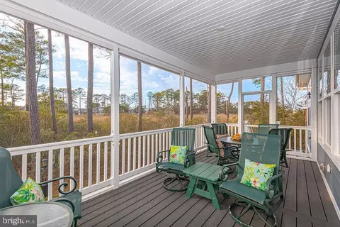 Exterior - 10315 Quarter Deck Ln, Berlin, MD 21811 photo 5 of 5