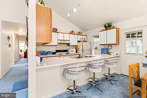 Kitchen - 1038 Ocean Pkwy, Ocean Pines, MD 21811 photo 3 of 3