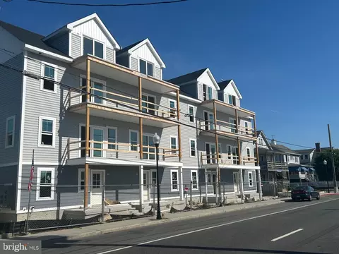 909 N Baltimore Ave #3, Ocean City, MD 21842