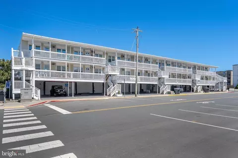 14 123rd St #3, Ocean City, MD 21842