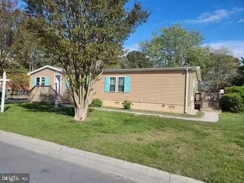 2 Coastal Dr, Berlin, MD 21811