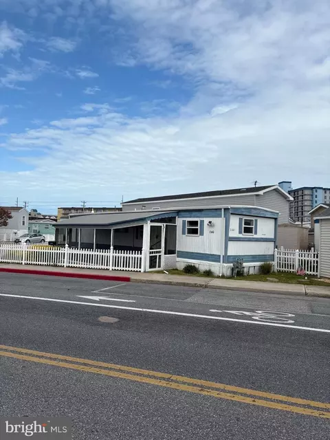 13410 Sinepuxent Ave, Ocean City, MD 21842