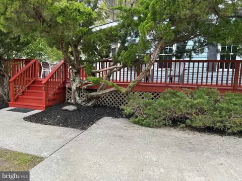 3 Bay Vista Dr, Berlin, MD 21811