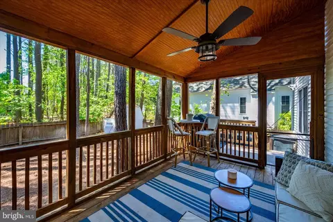 Exterior - 8 Bridgewater Rd, Ocean Pines, MD 21811 photo 4 of 11