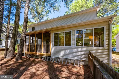 Exterior - 8 Bridgewater Rd, Ocean Pines, MD 21811 photo 9 of 11