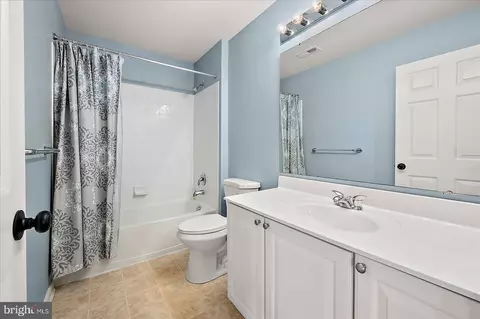 Bath - 273 Powell Cir, Berlin, MD 21811 photo 4 of 4
