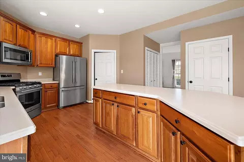 Kitchen - 273 Powell Cir, Berlin, MD 21811 photo 3 of 6