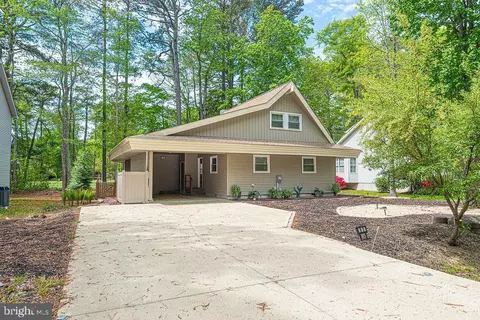 62 Newport Dr, Ocean Pines, MD 21811