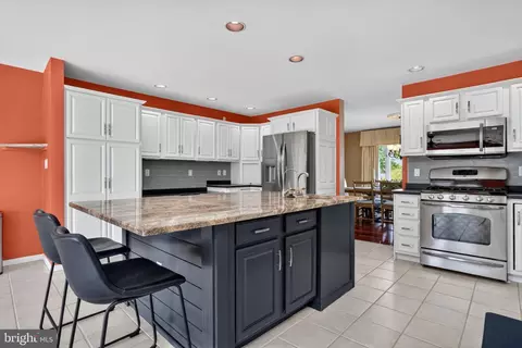 Kitchen - 6 Heron Isle Ct, Ocean Pines, MD 21811 photo 4 of 6