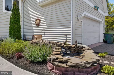 Exterior - 6 Heron Isle Ct, Ocean Pines, MD 21811 photo 2 of 6