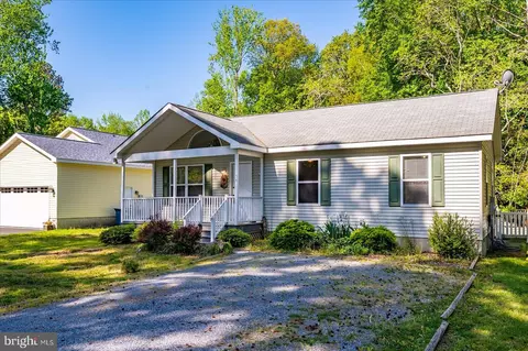 54 Camelot Cir, Ocean Pines, MD 21811