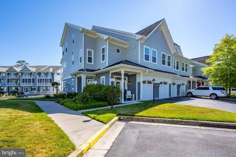 10800 Navy Page Ln #104, Berlin, MD 21811