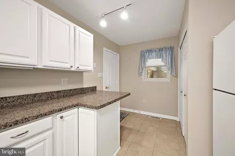 Entry Way - 1348 Ocean Pkwy, Berlin, MD 21811 photo 4 of 6