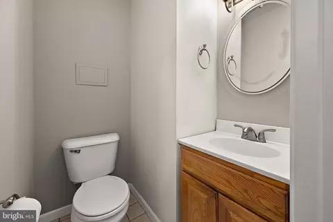 Bath - 1348 Ocean Pkwy, Berlin, MD 21811 photo 1 of 4