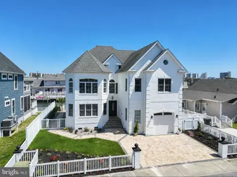 10614 Point Lookout Rd, Ocean City, MD 21842