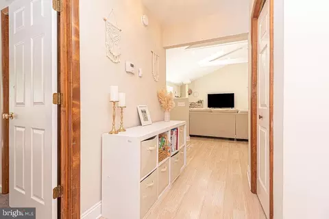 Entry Way - 40 Harbormist Cir, Ocean Pines, MD 21811 photo 6 of 8