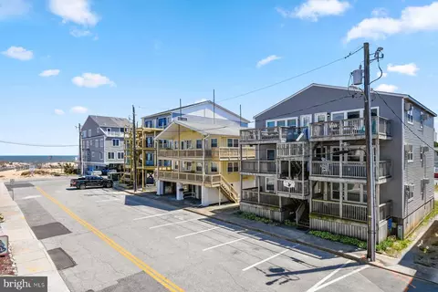 9 79th St #3W, Ocean City, MD 21842
