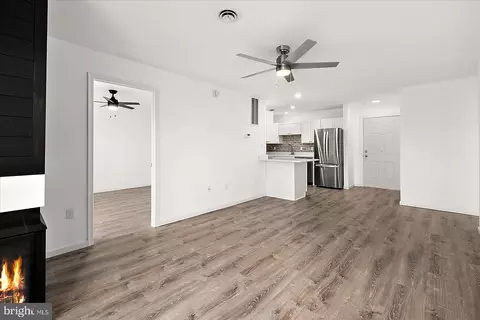 Living - 120 71st St #3, Ocean City, MD 21842 photo 3 of 8