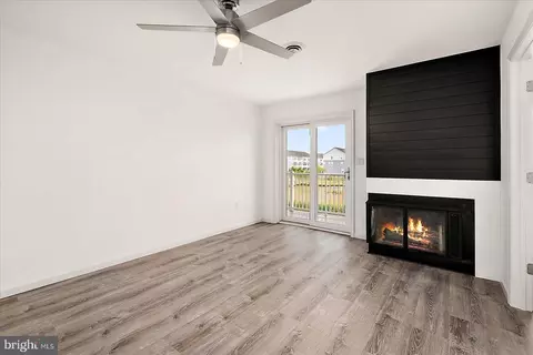 Living - 120 71st St #3, Ocean City, MD 21842 photo 5 of 8