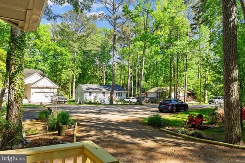 Exterior - 9 Yeoman Ct, Ocean Pines, MD 21811 photo 7 of 12