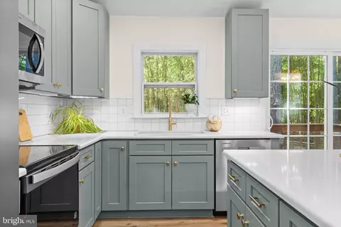 Kitchen - 9 Yeoman Ct, Ocean Pines, MD 21811 photo 4 of 7