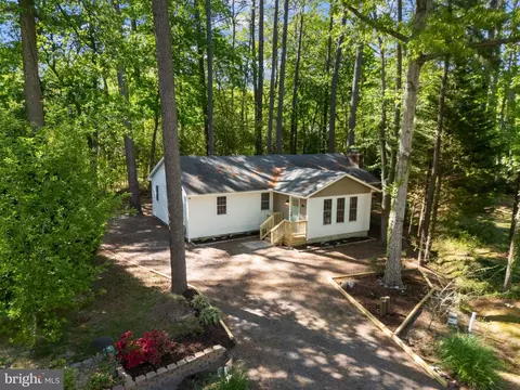 9 Yeoman Ct, Ocean Pines, MD 21811