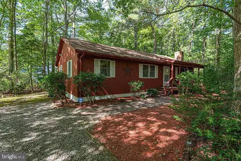 Exterior - 32 Whaler Ln, Ocean Pines, MD 21811 photo 2 of 15