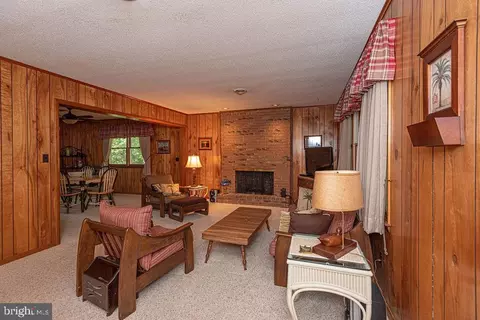 Living - 32 Whaler Ln, Ocean Pines, MD 21811 photo 1 of 3