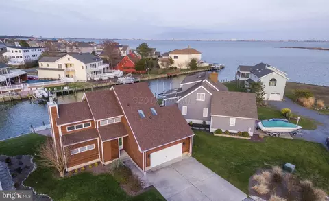 17 Ebb Tide Ct, Ocean Pines, MD 21811