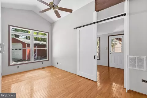 Entry Way - 25 Seabreeze Rd, Ocean Pines, MD 21811 photo 6 of 6