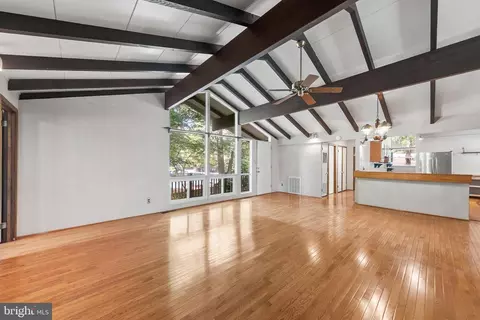Living - 25 Seabreeze Rd, Ocean Pines, MD 21811 photo 3 of 3