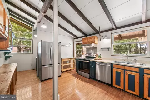Kitchen - 25 Seabreeze Rd, Ocean Pines, MD 21811 photo 4 of 4