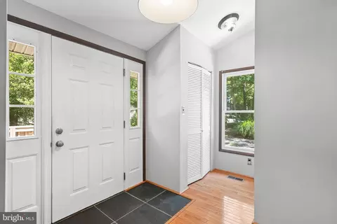 Entry Way - 25 Seabreeze Rd, Ocean Pines, MD 21811 photo 1 of 6