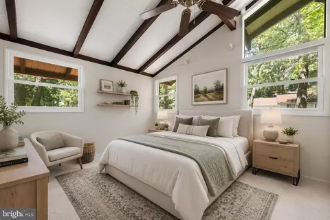 Bedroom - 25 Seabreeze Rd, Ocean Pines, MD 21811 photo 2 of 4