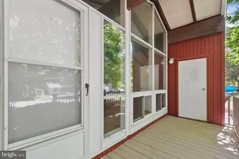 Exterior - 25 Seabreeze Rd, Ocean Pines, MD 21811 photo 6 of 10