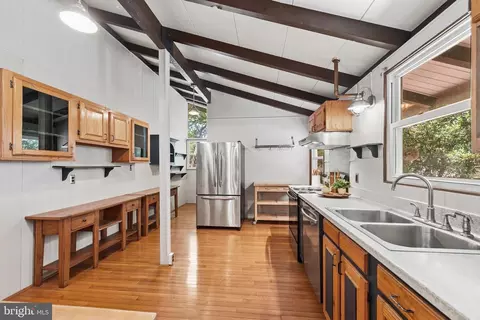 Kitchen - 25 Seabreeze Rd, Ocean Pines, MD 21811 photo 3 of 4
