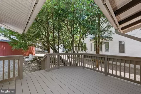 Exterior - 25 Seabreeze Rd, Ocean Pines, MD 21811 photo 5 of 10