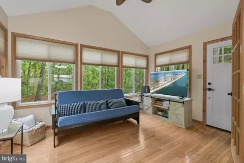 Exterior - 35 Liberty St, Ocean Pines, MD 21811 photo 3 of 7