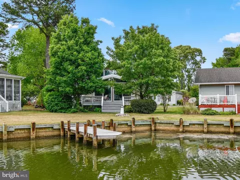 Exterior - 101 White Sail Cir, Ocean Pines, MD 21811 photo 8 of 12