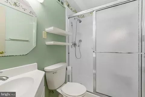 Bath - 101 White Sail Cir, Ocean Pines, MD 21811 photo 1 of 2