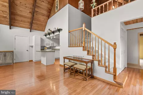 Entry Way - 101 White Sail Cir, Ocean Pines, MD 21811 photo 3 of 7