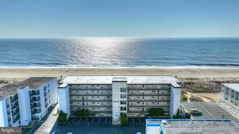 12607 Wight St #402, Ocean City, MD 21842