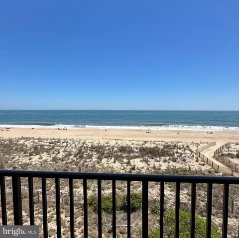 12607 Wight St #402, Ocean City, MD 21842