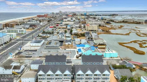 106 75th St #2, Ocean City, MD 21842