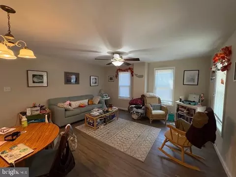Living - 104 Franklin Ave, Berlin, MD 21811 photo 2 of 2